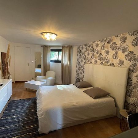 Ty Logis Bed & Breakfast Montrabe Eksteriør bilde